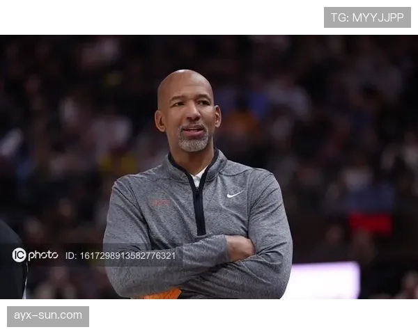 马尔卡宁挡拆吸引防守提升三分效率明显拉开差距 马尔卡宁挡拆吸引防守提升三分效率明显拉开差距